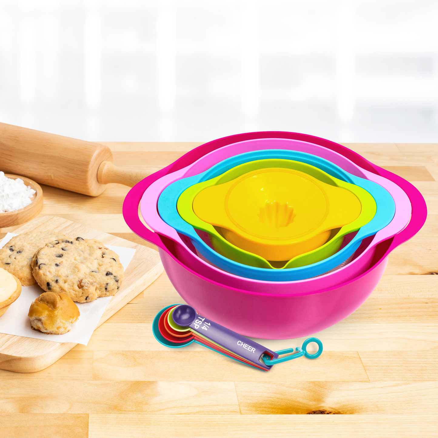 Cheer Collection 10 Piece Nested Bowl Set with Mixing Bowls, Juicer, Measuring Spoons, Sieve