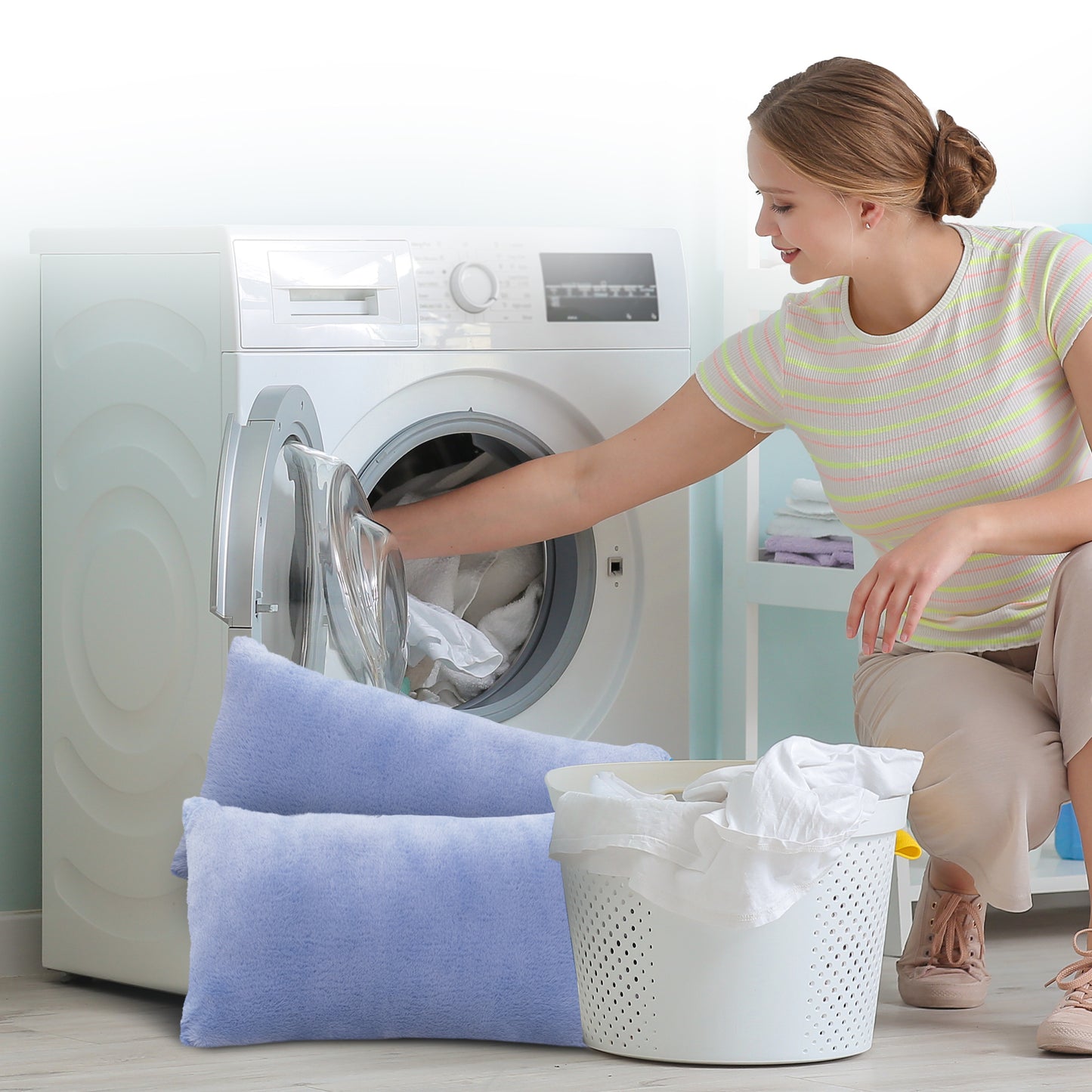 Cheer Collection Microsherpa Throw Pillow Ultra Soft and Fluffy, Elegant Home Decor, Velvet Stylish Accent Pillows - Set of 2