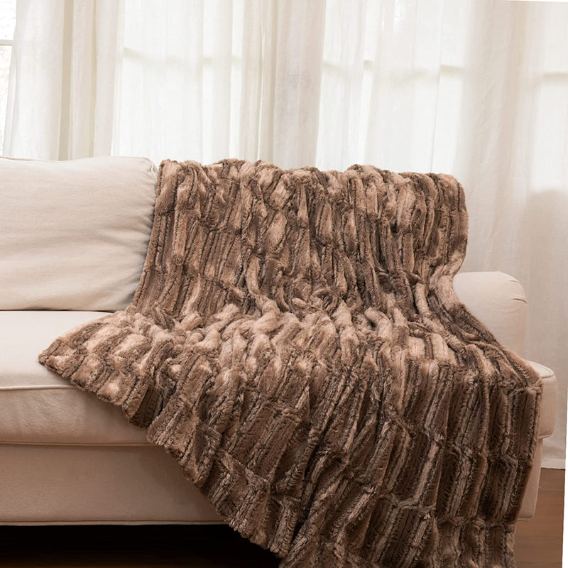 Cheer Collection Faux Fur Bamboo Design Throw Blanket - Cheer Collection