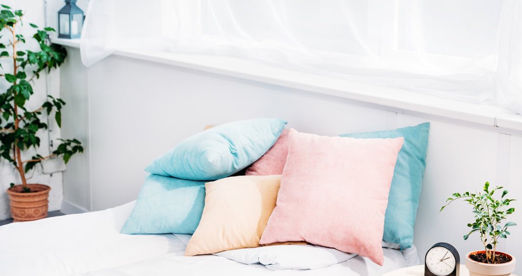 4 Types Of Pillows For Sleeping & How To Choose Them - Cheer Collection