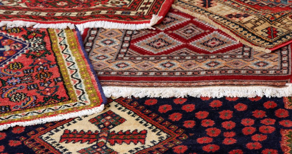 Decorating With Rugs: 10 Tips From Interior Designers