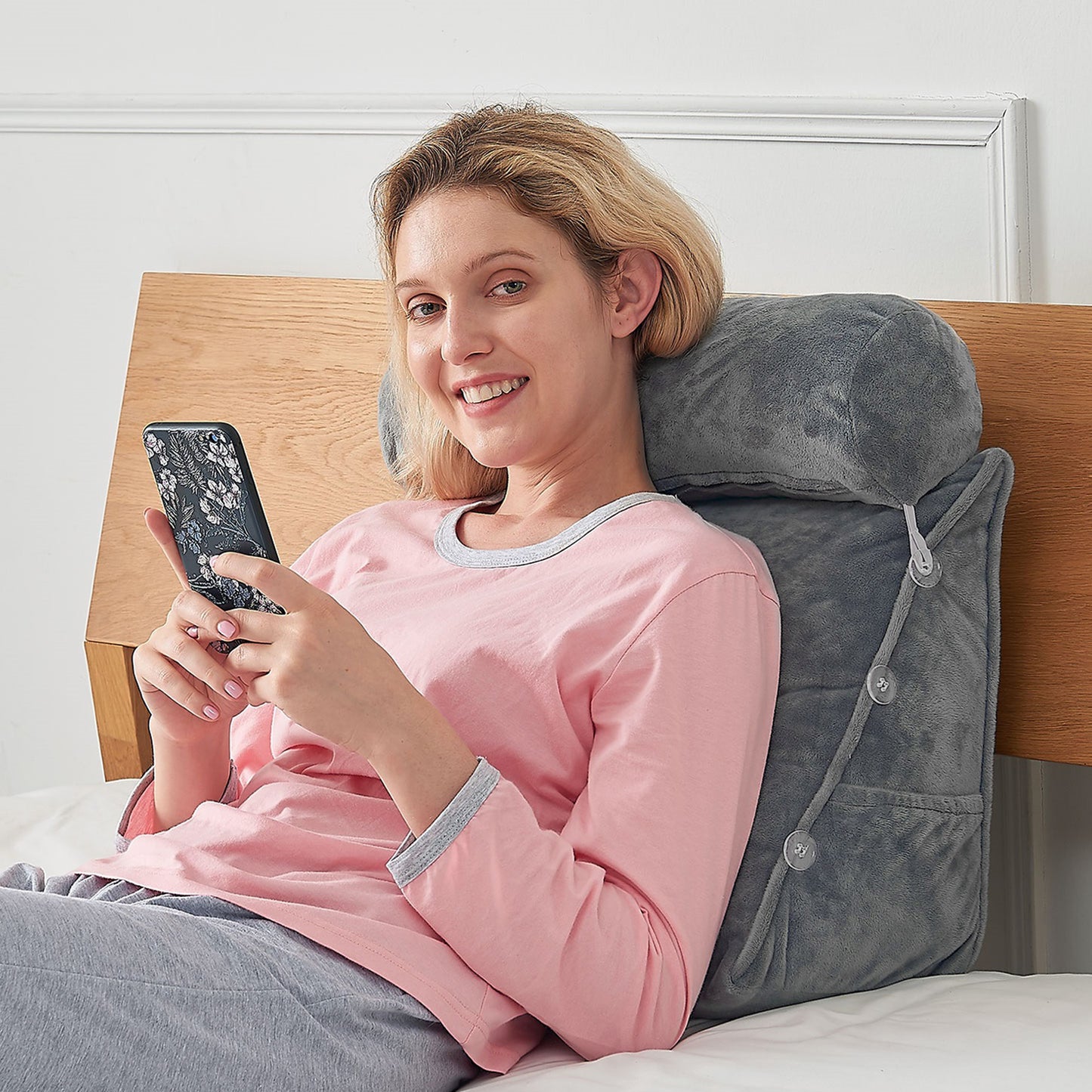 Cheer Collection Wedge Shaped Back Support Pillow and Bed Rest Cushion for Reading, Gaming, Watching - with Adjustable Neck Pillow