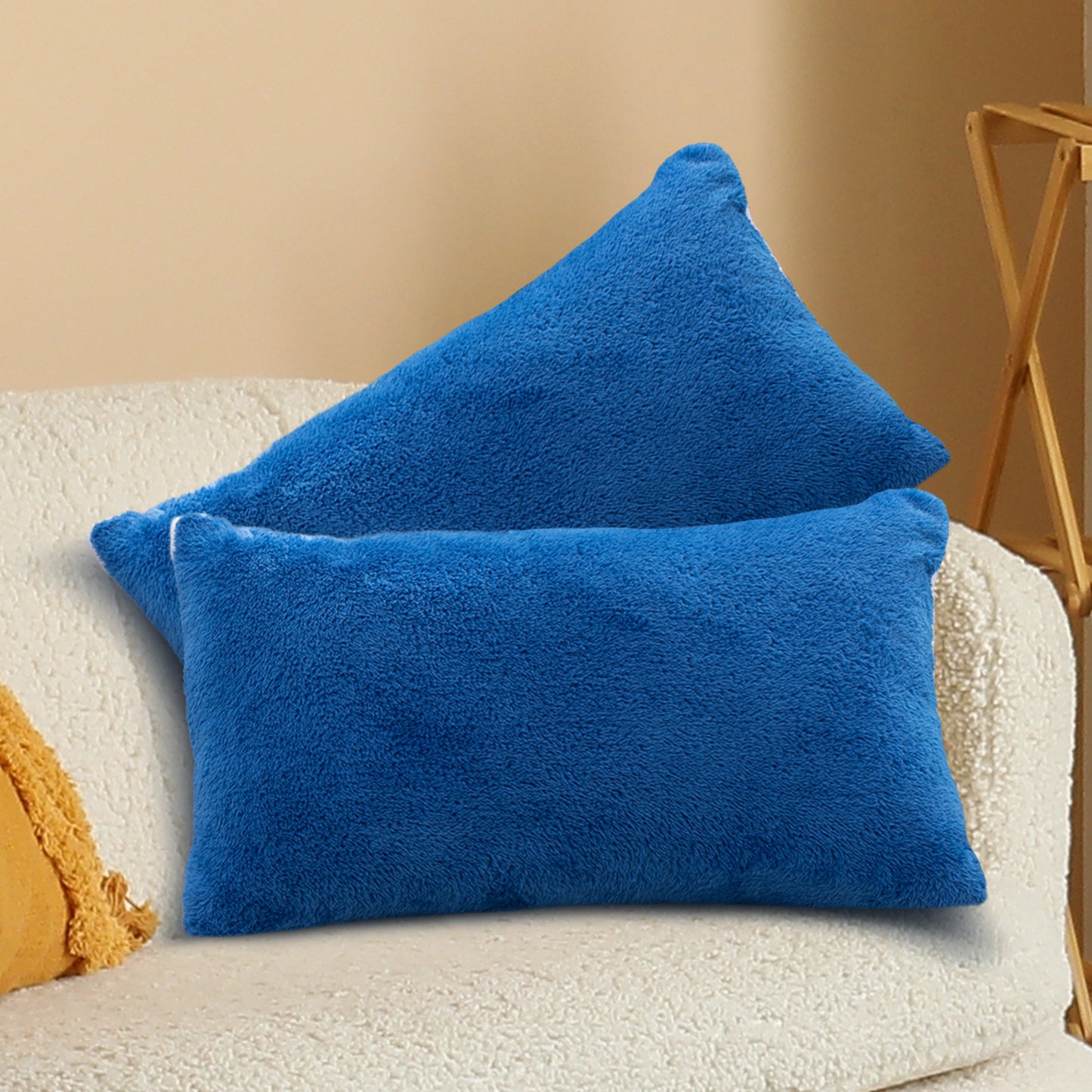 Cheer Collection Microsherpa Throw Pillow Ultra Soft and Fluffy, Elegant Home Decor, Velvet Stylish Accent Pillows - Set of 2