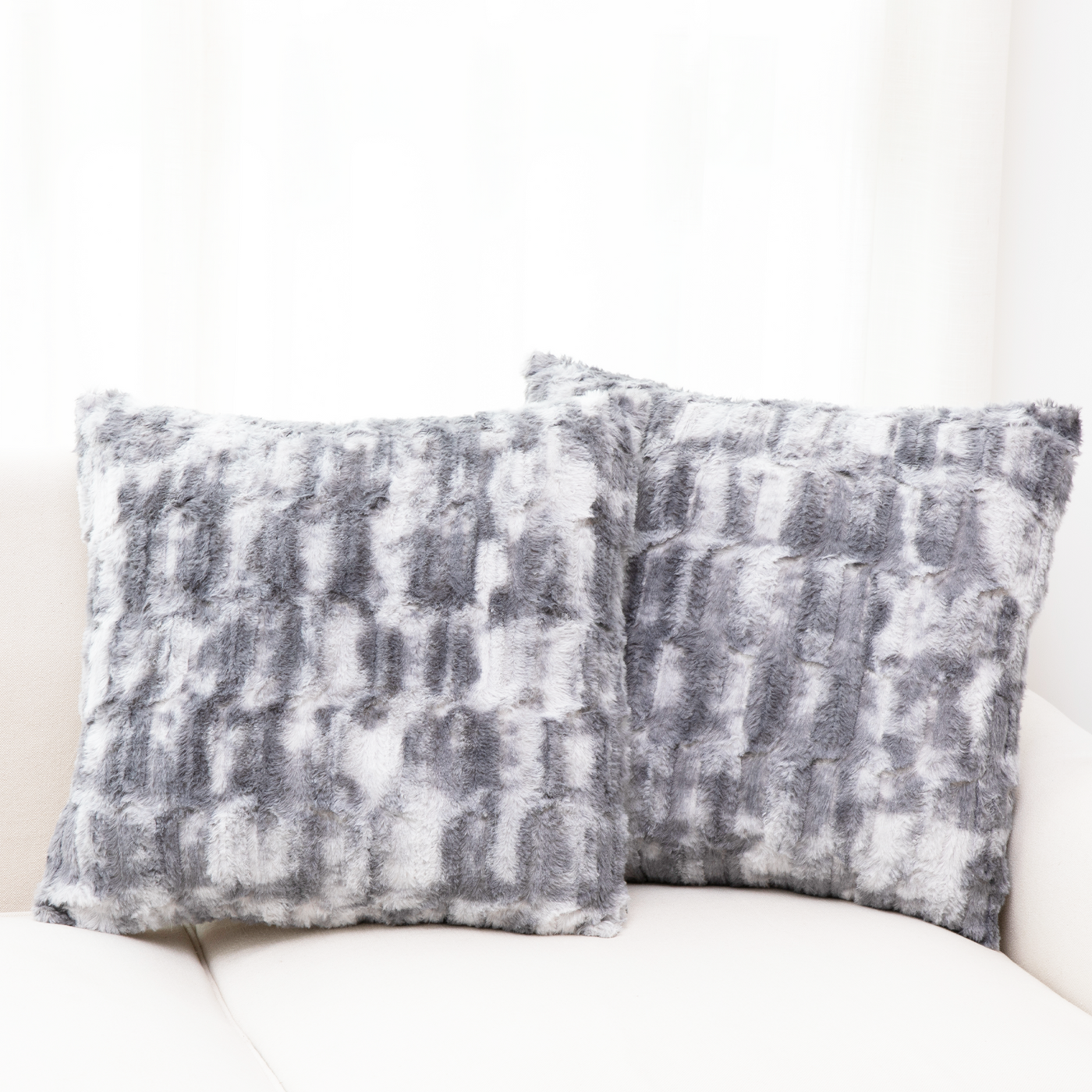 Set of 2 Luxury 18x18 Decorative Pillows, Zippered Throw Pillow